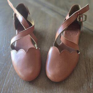 Elf handmade leather flats